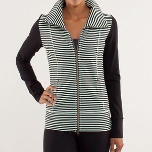 Lululemon Daily Yoga Jacket Size 12